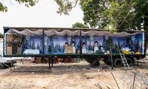 Carreta do 'Natal da Gente 2023' ir percorrer as regies Sul, Oeste, Norte e Leste da capital (Crédito: Emanoele Daiane)