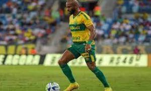 Lateral no renova com o Cuiab e deixa o clube na prxima temporada (Crédito: Divulgao/Cuiab)