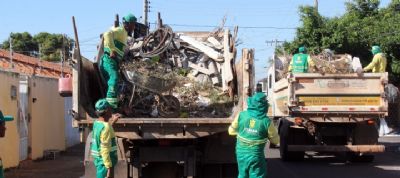 Dom Aquino recebe nova edio do programa Mutiro da Limpeza