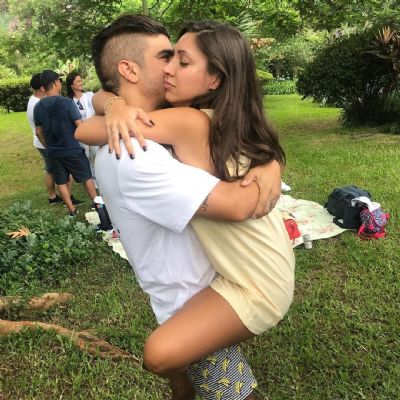 Caio Castro assume namoro com Mariana d'vila