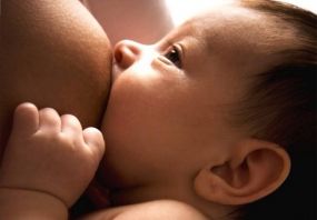 Unidades de Sade tero programaes especiais para incentivar o aleitamento materno