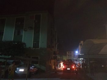 Padro de energia pega fogo e assusta moradores de condomnio em VG