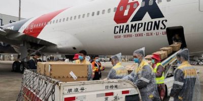 Com avio prprio, Patriots compram mscaras na China para ajudar no combate ao coronavrus