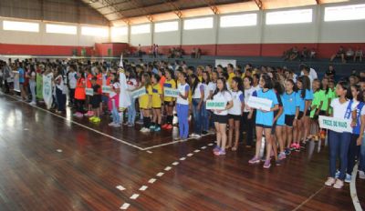 Mais de 500 alunos participam da fase municipal dos Jogos Escolares de Tangar