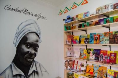 Biblioteca dedicada a cultura africana e afro-brasileira  inaugurada em Cuiab