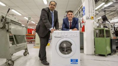 A mudana simples nas mquinas de lavar que reduz custo de transporte e poluio
