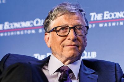 Bill Gates critica bitcoins e faz alerta sobre criptomoedas