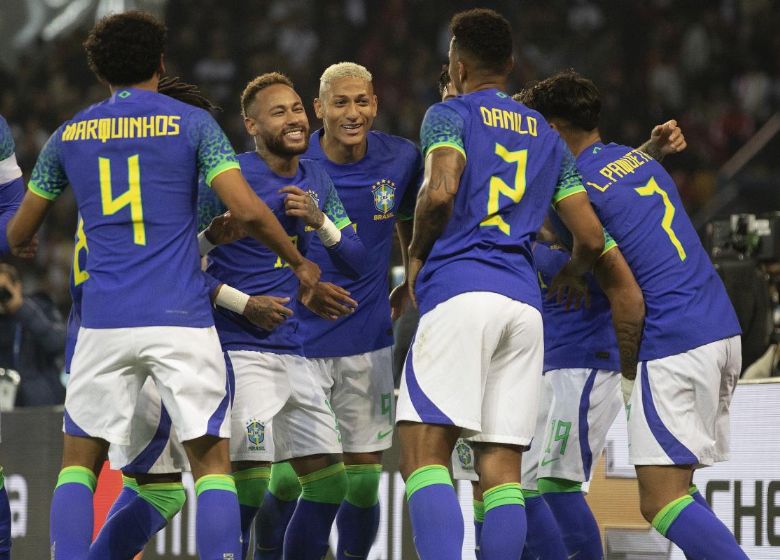Brasil goleia Tunsia com gol de Pedro em ltimo amistoso antes da convocao