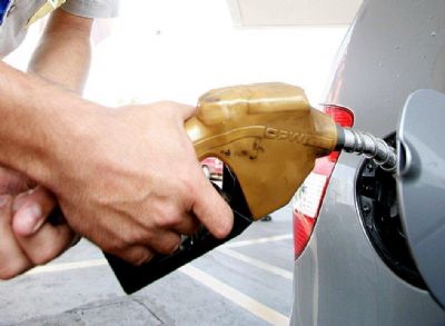 Preo mdio da gasolina ter reduo de at R$ 0,16 a partir de janeiro de 2022 em Mato Grosso