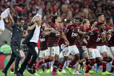 Flamengo goleia Grmio e est na final da Copa Libertadores