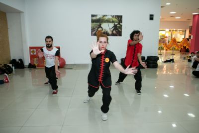 Artistas marciais de Cuiab fazem imerso em Kung Fu na China