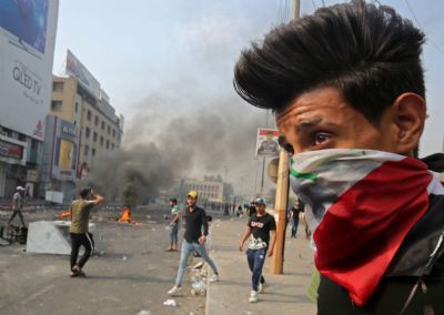 Terceiro dia de protestos no Iraque tem mortos