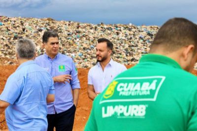 Prefeitura de Cuiab inicia pagamento de benefcio aos catadores de reciclveis do antigo lixo nesta segunda