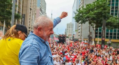 ​Lula vence eleio apertada e governar o Brasil pela 3 vez
