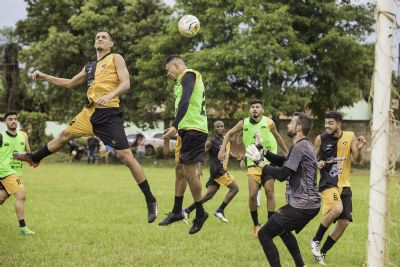 Mixto e Araguaia empatam em estreia no mato-grossense de futebol