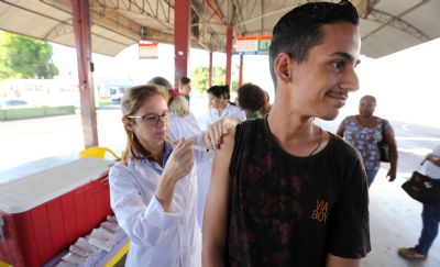 Unidades de Sade vo funcionar neste sbado para vacinao contra a gripe em Vrzea Grande