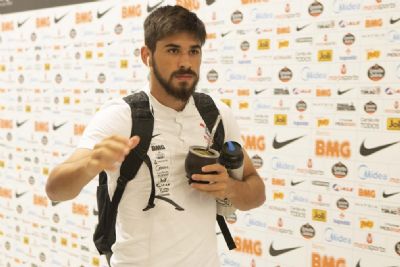 Dvida por Bruno Mndez pode impedir Corinthians de registrar novas contrataes