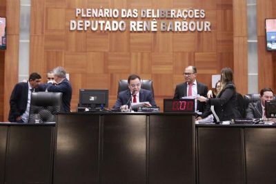 Deputados aprovam LDO 2024 em primeira votao