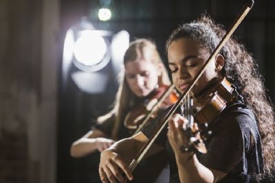 Orquestra Sesi MT abre inscrio para curso gratuito de formao ao violino