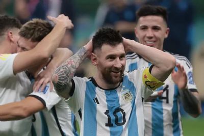 Argentina vence Frana nos pnaltis e  tricampe mundial