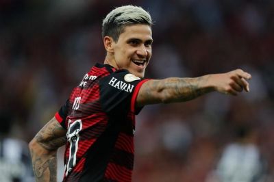 Atacante Pedro deve voltar a titularidade do Flamengo contra o Cuiab