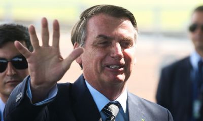Bolsonaro destaca trabalho de recuperao de rodovias no carnaval