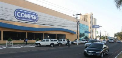 Supermercado  condenado a pagar indenizao a cliente por roubo no estacionamento