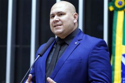Abilio  condenado a pagar R$ 15 mil por postagens ofensivas contra Botelho
