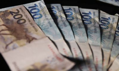 ​Governo anuncia salrio mnimo de R$ 1.502 para 2025