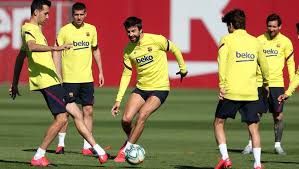 Cinco jogadores do Barcelona testaram positivo para coronavrus