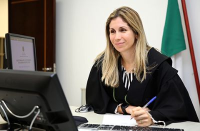 Presidente nomeia Eleonora Lacerda como desembargadora do TRT-MT