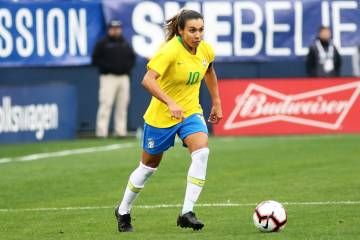 Com Marta, Formiga e Cristiane, seleo feminina  convocada para a Copa