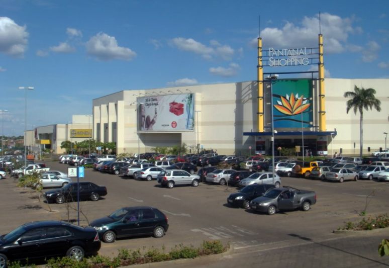 Vereador Dilemrio denuncia shoppings ao Ministrio Pblico por cobrana abusiva de estacionamento