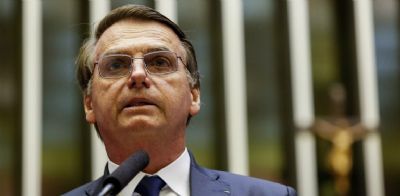 Bolsonaro sanciona lei que permite ausncia de alunos em provas ou aulas por motivos religiosos