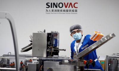 China diz que OMS aprovou uso emergencial de vacina contra coronavrus