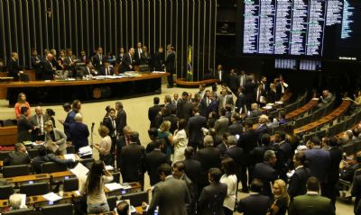 Congresso mantm vetos de Bolsonaro em sesso conjunta