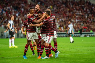 ​Flamengo bate o Atlhetico e leva o tri da Libertadores