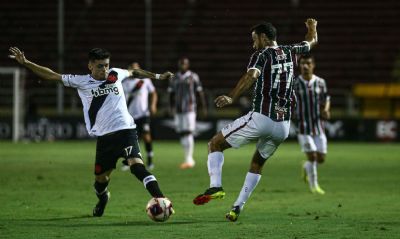 Fluminense e Vasco empatam pelo Carioca aps segundo tempo movimentado