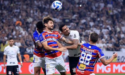 Na estreia de Mano, Corinthians perde para Fortaleza