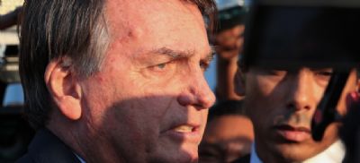 ​TSE comea sesso que pode levar  inelegibilidade de Bolsonaro