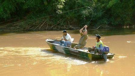 ​Pesca em rios de divisa  liberada em MT