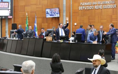Deputados aprovam LDO 2023 com oramento de R$ 30 bilhes