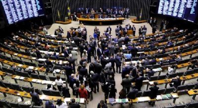 Congresso faz acordo com governo e derrubar vetos da LDO 2020