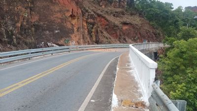 ​Sinfra informa bloqueio total na Estrada de Chapada em razo das chuvas