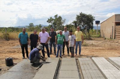 Prefeitura de Cuiab acompanha de perto a construo de usina fotovoltaica