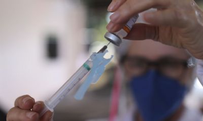 ​Municpios de MT j podem imunizar pessoas maiores de 18 anos com vacina da bivalente