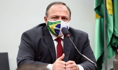 Brasil completa dois meses sem titular  frente do Ministrio da Sade