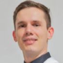 Dr. Lucas Bertolin