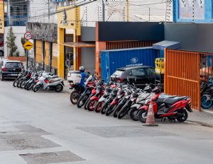 Opera��o Com�rcio em Ordem refor�a fiscaliza��o para garantir cal�adas livres e acess�veis em Cuiab�