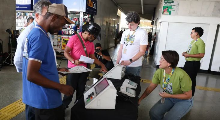 Termina hoje prazo para solicita��o de voto em tr�nsito